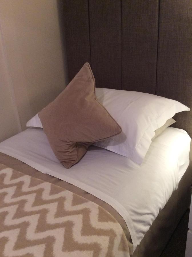 Pitcullen Guest House Перт Номер фото